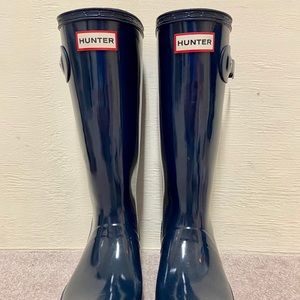 Navy Blue Hunter Boots